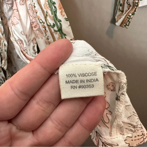 NWT Rebellion Again Belted floral kimono - Picture 4 of 9